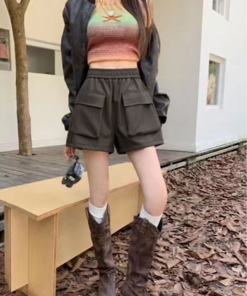 kirakiraShop（キラキラショップ）の「フロントポケット フェイクレザー ショート パンツ（その他パンツ・レディース・ブラック/ブラウン・M/L）」の14枚目の写真