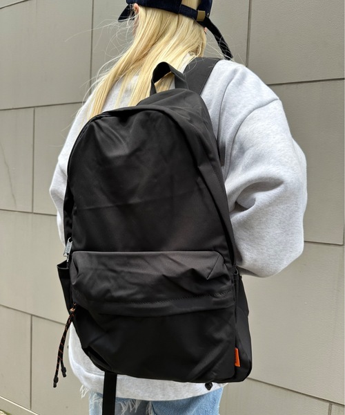 UNIVERSAL OVERALL(ユニバーサルオーバーオール)の「UNIVERSAL OVERALL / ONIGIRI 2WAY RUCKSUCK / UVO-201(バックパック/リュック・レディース・ブラック/ベージュ系その他/ネイビー・ONESIZE)」の15枚目の写真