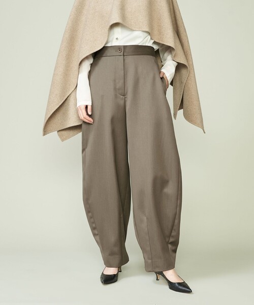 cotnte コンテ　ラウンドシルエットパンツ　ブラック　S(36)サイズ cotnte コンテ ラウンドシルエットパンツ ブラック S(36)サイズ