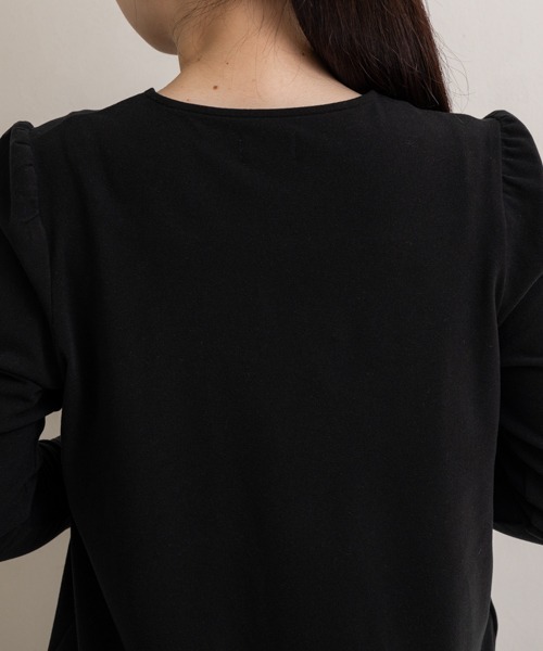 Sono(ソーノ)の「【SONO/ソーノ】ソフトタッチクルーネックプリマプルオーバー(Tシャツ/カットソー・レディース・グレー/ブラック/アイボリー/ブラック×ホワイト・1/2)」の9枚目の写真