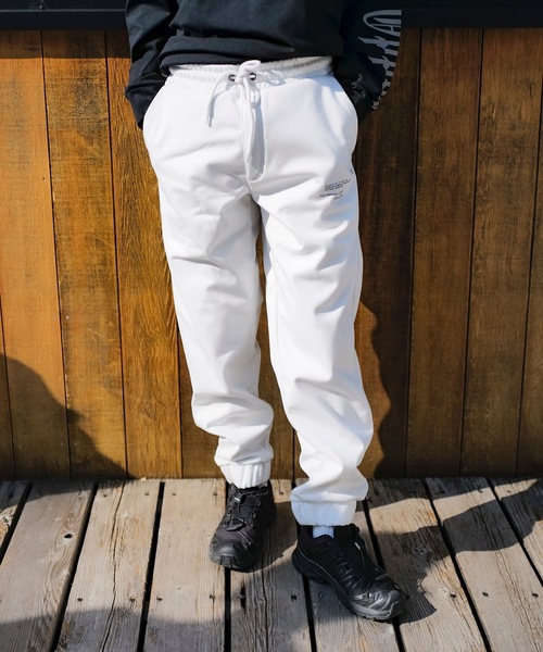 RVCA(ルーカ)の「RVCA メンズ REFLECTIVE BAS PT セットアップボトムス/ルーカワンポイント裏起毛スウェットパンツ(スウェットパンツ・メンズ・ブラック/ホワイト系その他/ホワイト・X-LARGE/LARGE/MEDIUM/SMALL)」の5枚目の写真