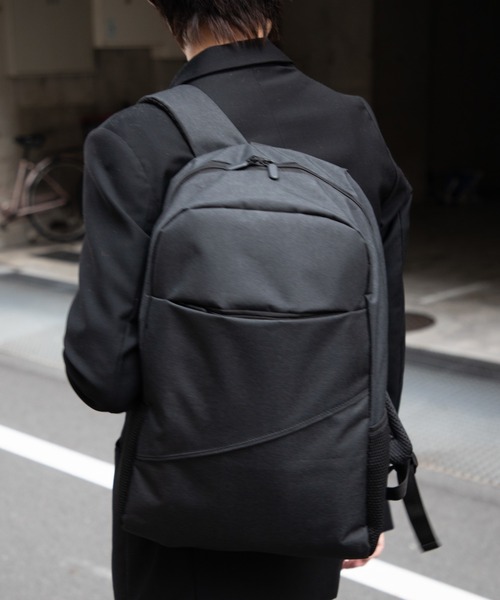UNKNOWN&Co.(アンノウンアンドコー)の「UNKNOWN&Co. アンノウンアンドコー バックパック(バックパック/リュック・メンズ・ブラック・FREE)」の6枚目の写真