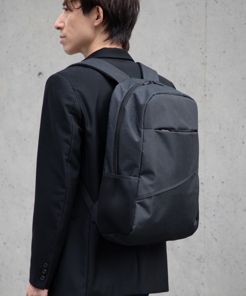 UNKNOWN&Co.(アンノウンアンドコー)の「UNKNOWN&Co. アンノウンアンドコー バックパック(バックパック/リュック・メンズ・ブラック・FREE)」の7枚目の写真