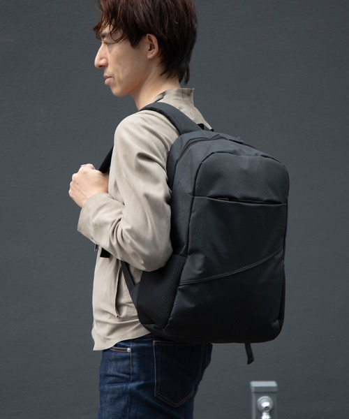UNKNOWN&Co.(アンノウンアンドコー)の「UNKNOWN&Co. アンノウンアンドコー バックパック(バックパック/リュック・メンズ・ブラック・FREE)」の10枚目の写真