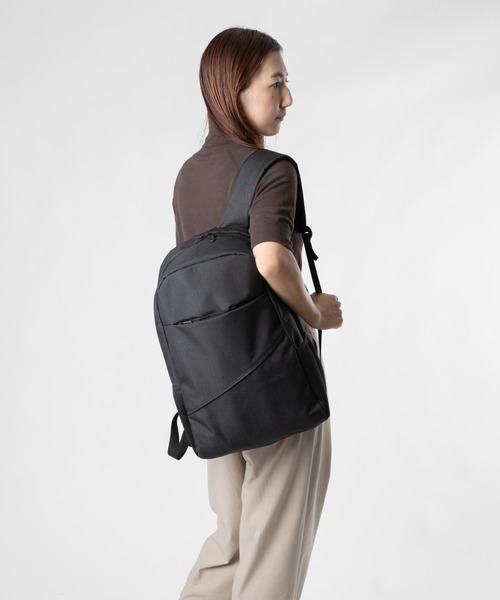 UNKNOWN&Co.(アンノウンアンドコー)の「UNKNOWN&Co. アンノウンアンドコー バックパック(バックパック/リュック・メンズ・ブラック・FREE)」の11枚目の写真