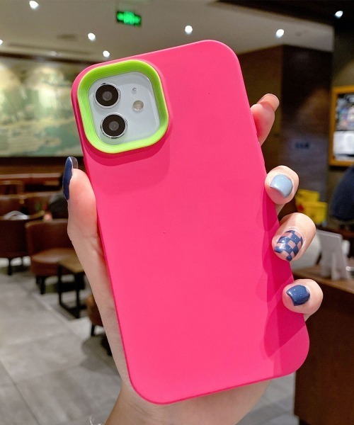 Fun & Daily(ファンアンドデイリー)の「Matte Color iPhone Case 14 15 16 17 Pro Plus Pro Max Air / アイフォン 15 16 17 プラス プロマックス(スマホケース/カバー・レディース・ネイビー/パープル/ピンク/ブラック・iPhone 15 Plus/iPhone 15 Pro/iPhone 15 Pro Max/iPhone 16/iPhone 16 Plus/iPhone 16 Pro/iPhone 16 Pro Max/iPhone 15/iPhone 14/iPhone 14 Plus/iPhone 14 Pro/iPhone 14 Pro Max/iPhone 17/iPhone 17 Pro/iPhone 17 Pro Max/iPhone Air)」の14枚目の写真