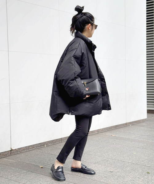 Berenice（ベルニス）の「【BERENICE】ブラックオーバーダウンジャケット（ダウンジャケット/コート・レディース・ブラック・FREE）」の6枚目の写真