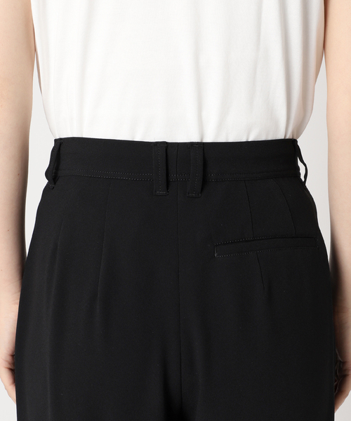 Spick & Span（スピックアンドスパン）の「《追加》シルキードレープ2タックワイドパンツ（スラックス・レディース・チャコールグレー/ブラック・34/36/38/40）」の17枚目の写真