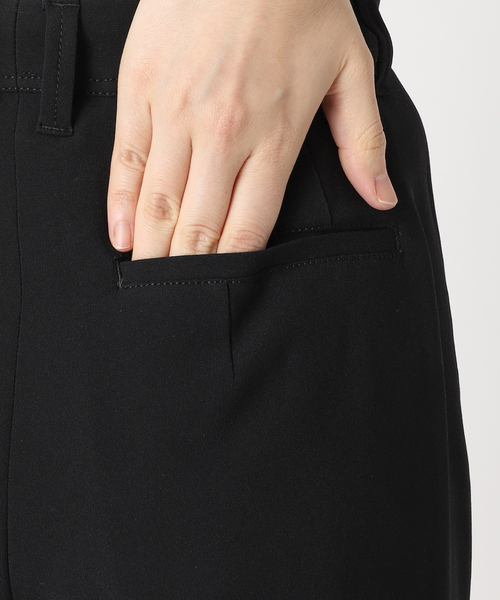 Spick & Span（スピックアンドスパン）の「《追加》シルキードレープ2タックワイドパンツ（スラックス・レディース・チャコールグレー/ブラック・34/36/38/40）」の18枚目の写真