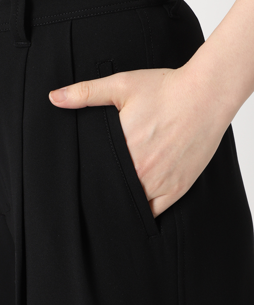 Spick & Span（スピックアンドスパン）の「《追加》シルキードレープ2タックワイドパンツ（スラックス・レディース・チャコールグレー/ブラック・34/36/38/40）」の19枚目の写真