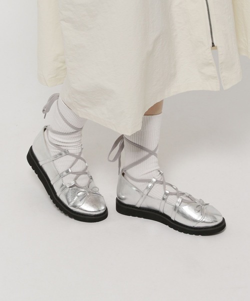 niko and...（ニコアンド）の「オリジナルギリーロングレースシューズ（バレエシューズ・レディース・グレー/ブラック・LARGE/MEDIUM）」の3枚目の写真