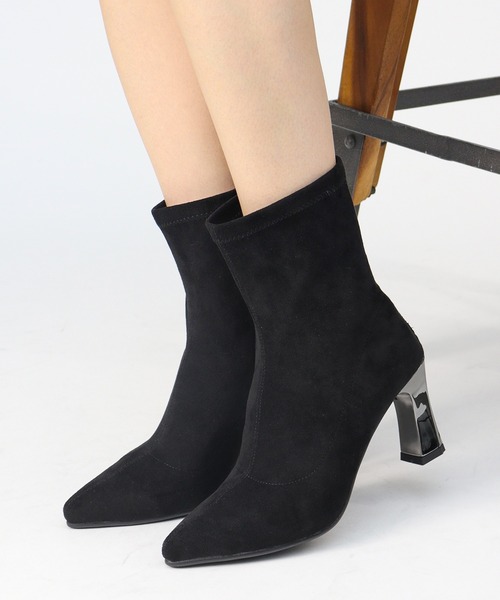 LibertyDoll(リバティードール)の「LIBERTYDOLL メタルヒールストレッチブーツ(9140)(ブーツ・レディース・ブラック系その他/ブラック/アイボリー・S/M/L/LL)」の15枚目の写真