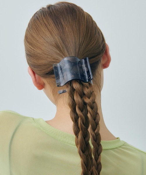 【SELF-PORTRAIT】海外セレブ愛用◎ ゴールドボウヘアクリップ Gold Bow Hair Clip – self-portrait-US