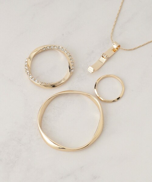 SHOO・LA・RUE(シューラルー)の「【カスタム】キラキラ月の輪ネックレス(ネックレス・レディース・ピンクゴールド/シルバー/ゴールド・00)」の5枚目の写真