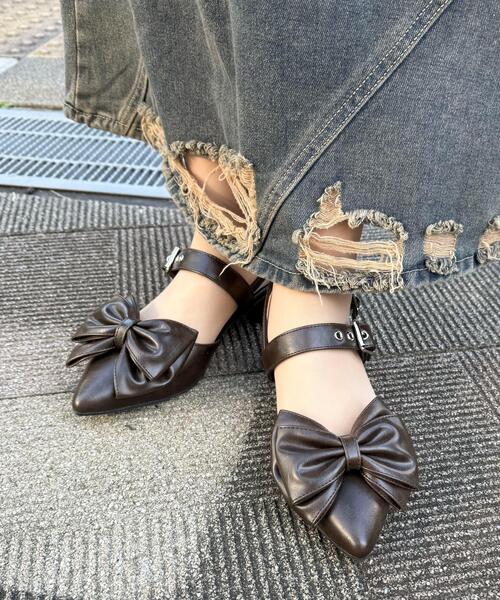 WEGO（ウィゴー）の「WEGO/【25年春夏新作】ダブルリボンポインテッドシューズ（パンプス・レディース・ブラウン/ブラック・MEDIUM/LARGE）」の15枚目の写真