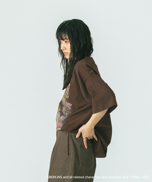 ROSE BUD（ローズバッド）の「【WEB・一部店舗限定/ROSE BUD LIMITED】GREMLINS  BIG TEE（Tシャツ/カットソー・レディース・ブラウン/ホワイト/グレー・ONE SIZE）」の9枚目の写真
