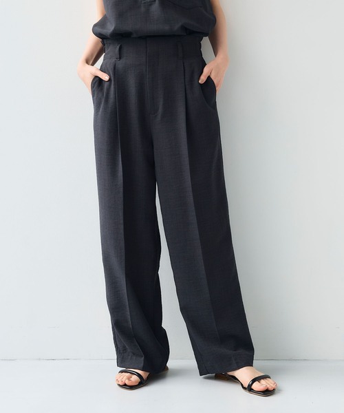 CROSS FUNCTION（クロスファンクション）の「《シワになりにくい》サマナチュラリネンライクセンタープレスワイドパンツ【CF/クロスファンクション】（スラックス・レディース・ブルー/ライトベージュ/モカ/チャコールグレー/ミント・LL/L/M）」の2枚目の写真