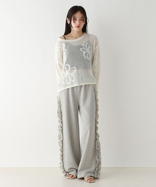 ワンダフルワールド 生成 豪華透かし編みニット　フラワーモチーフ　毛素材 フラワーモチーフ透かし編みニット（ニット/セーター