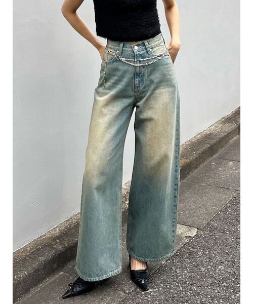 EMODA（エモダ）の「ヴィンテージシェードルーズジーンズ（デニムパンツ・レディース・ライトブルー/インディゴブルー・SMALL/MEDIUM）」の4枚目の写真