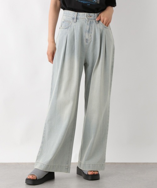 LEPSIM（レプシィム）の「Wタックワイドデニム　322267（デニムパンツ・レディース・ライトブルー/チャコールグレー/ブルー・MEDIUM/LARGE）」の21枚目の写真
