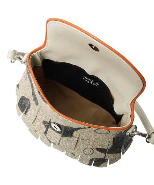 HIROKO HAYASHI(ヒロコハヤシ)の「MERLO(メルロ)ミニショルダーバッグ(ショルダーバッグ・レディース・ライトオレンジ系1・00)」の7枚目の写真