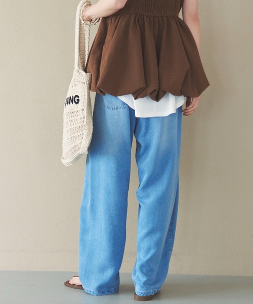 Doux archives（ドゥアルシーヴ）の「【やわらか】ソフトデニムワイドタックパンツ《追加予約》（デニムパンツ・レディース・サックスブルー/ブルー/チャコールグレー・S/M）」の14枚目の写真