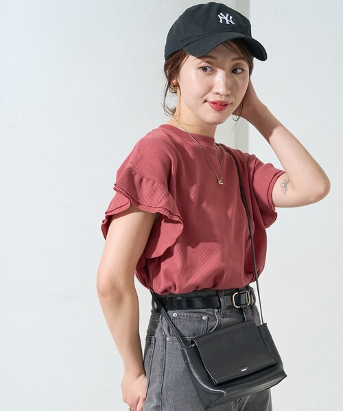 FREAK'S STORE（フリークスストア）の「限定展開　ワッフル フリル 袖トップス（Tシャツ/カットソー・レディース・ブラック/オリーブ/ナチュラル/ブルー/レッド・ﾌﾘ-）」の22枚目の写真