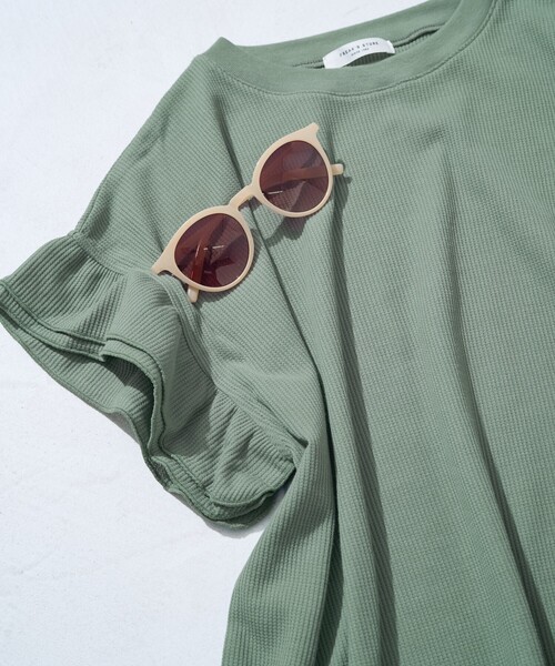 FREAK'S STORE（フリークスストア）の「限定展開　ワッフル フリル 袖トップス（Tシャツ/カットソー・レディース・ブラック/オリーブ/ナチュラル/ブルー/レッド・ﾌﾘ-）」の7枚目の写真