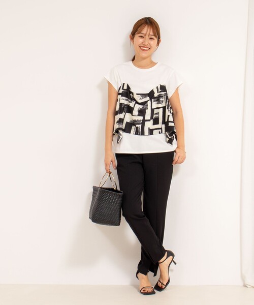 NOLLEY’S(ノーリーズ)の「ウォッシャブルファンクショナルジョーゼットフロントスリットパンツ(その他パンツ・レディース・ブラック/ネイビー・34/40/38/36)」の5枚目の写真