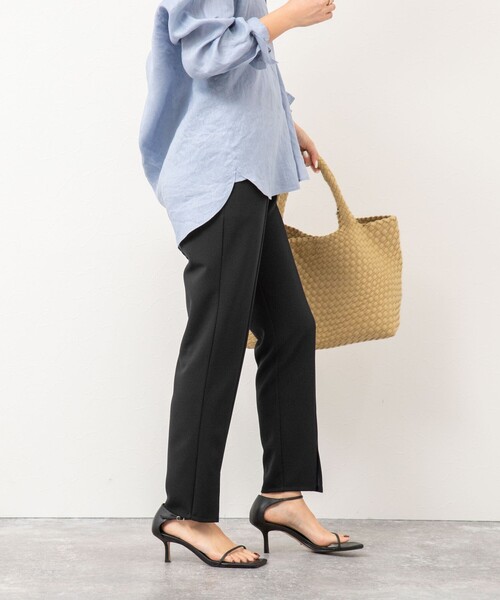 NOLLEY’S(ノーリーズ)の「ウォッシャブルファンクショナルジョーゼットフロントスリットパンツ(その他パンツ・レディース・ブラック/ネイビー・34/40/38/36)」の11枚目の写真