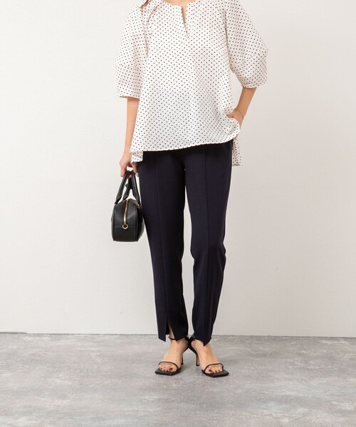 NOLLEY’S(ノーリーズ)の「ウォッシャブルファンクショナルジョーゼットフロントスリットパンツ(その他パンツ・レディース・ブラック/ネイビー・34/40/38/36)」の17枚目の写真