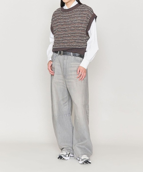 ASTRAET（アストラット）の「ASU CO DNM TWIST WD（デニムパンツ・メンズ・ライトグレー・1/2/3）」の2枚目の写真