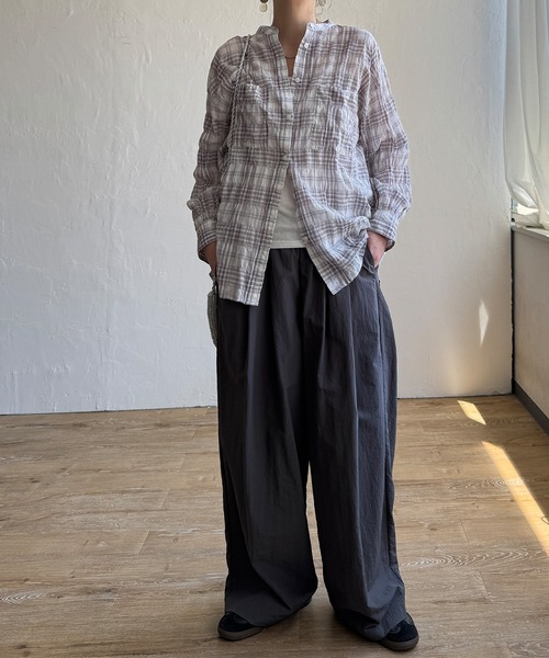 LBC（エルビーシー）の「バックシャーリングロングシャツ（シャツ/ブラウス・レディース・ホワイト/イエロー/ブルー/その他31・M）」の17枚目の写真