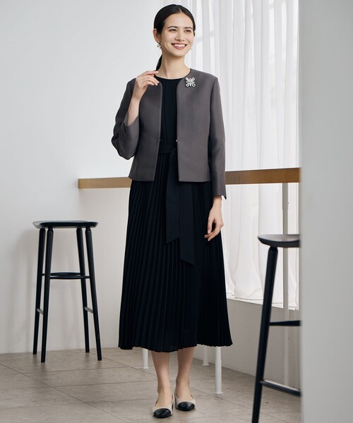 自由区(ジユウク)の「シフォンプリーツ ワンピース(ワンピース・レディース・ネイビー系/ブラウン系/ブラック系・32)」の7枚目の写真