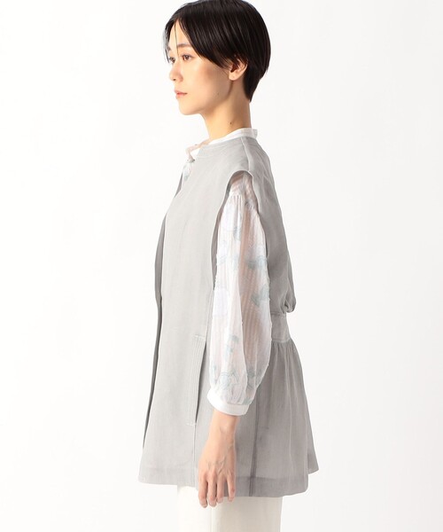 Gabardine K.T（ギャバジンケーティー）の「紙ビエラ 背中ふんわりジレ（ベスト・レディース・ホワイト・9号）」の19枚目の写真