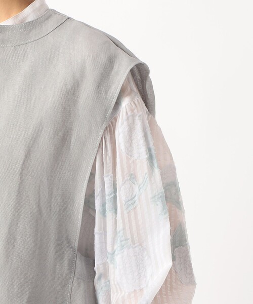 Gabardine K.T（ギャバジンケーティー）の「紙ビエラ 背中ふんわりジレ（ベスト・レディース・ホワイト・9号）」の10枚目の写真