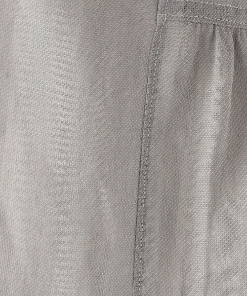 Gabardine K.T（ギャバジンケーティー）の「紙ビエラ 背中ふんわりジレ（ベスト・レディース・ホワイト・9号）」の3枚目の写真