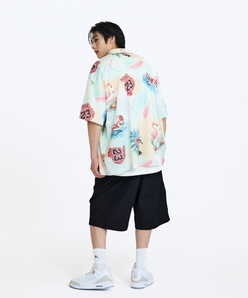JORDAN BRAND(ジョーダンブランド)の「ジョーダン エッセンシャル メンズ プリント キャンプ トップ / Jordan Essentials Men's Printed Camp Top IB3007-133 Sail(シャツ/ブラウス・メンズ・クリーム・XL/S/M/L/2XL)」の4枚目の写真