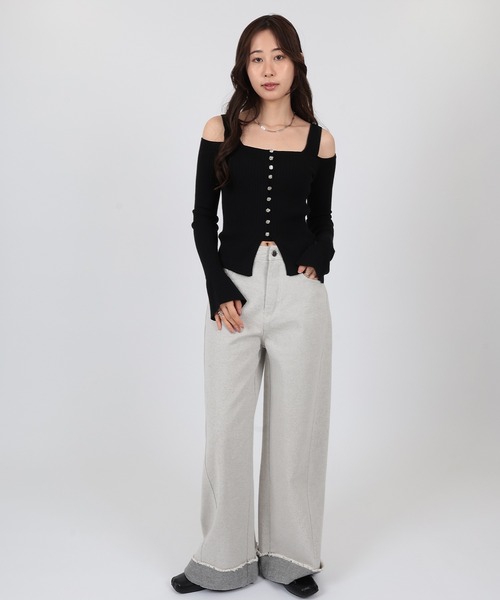 SUWDEE(スーディー)の「strap offshoulder rib knit pullover(Tシャツ/カットソー・レディース・グレー/ブラック・FREE)」の3枚目の写真