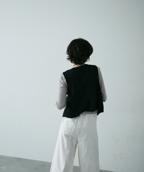 Trish（トリッシュ）の「コットン刺繍ベスト（ベスト・レディース・ブラック/アイボリー/ブラウン・MEDIUM）」の9枚目の写真