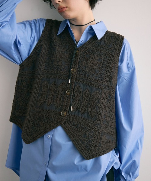 Trish(トリッシュ)の「コットン刺繍ベスト(ベスト・レディース・ブラック/アイボリー/ブラウン・MEDIUM)」の18枚目の写真