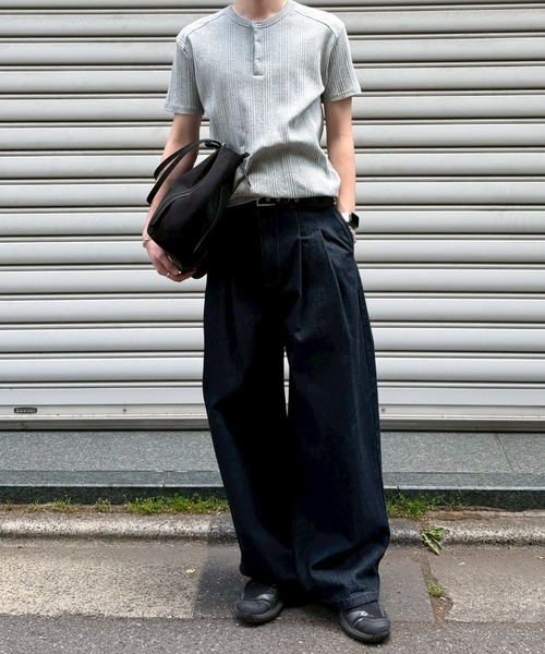 Chikashitsu +(チカシツプラス)の「【Chikashitsu +】henley neck half sleeve tee / 【チカシツプラス】ヘンリーネック半袖Tシャツ<着用動画あり>(Tシャツ/カットソー・メンズ・ホワイト/ブラック/グレー/グレー系その他・L/XL)」の22枚目の写真