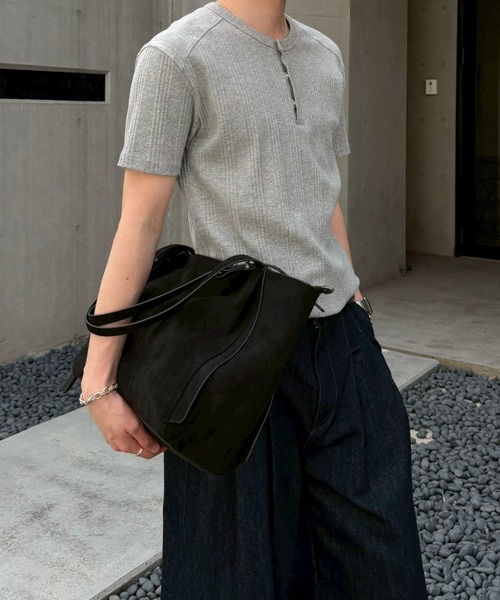 Chikashitsu +(チカシツプラス)の「【Chikashitsu +】henley neck half sleeve tee / 【チカシツプラス】ヘンリーネック半袖Tシャツ<着用動画あり>(Tシャツ/カットソー・メンズ・ホワイト/ブラック/グレー/グレー系その他・L/XL)」の18枚目の写真