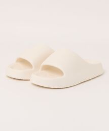 and it_ | マシュマロシングルバンドサンダル(サンダル)