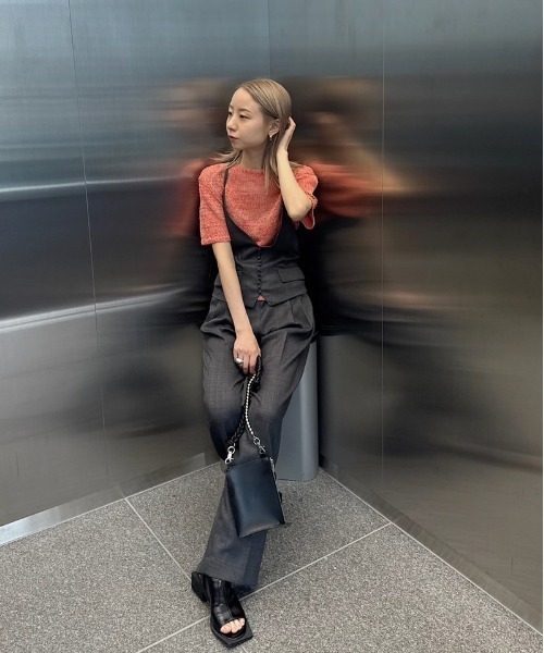 Ameri（アメリ）の「MEDI VESTIER SET PANTS（サロペット/オーバーオール・レディース・ダークグレー/ダークブルー/ピンク・SMALL/MEDIUM）」の5枚目の写真