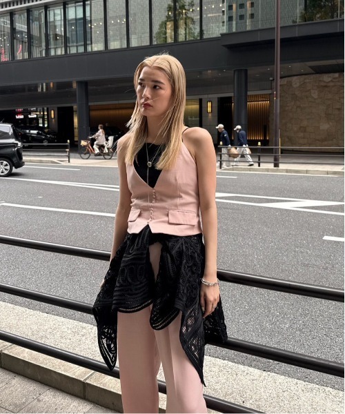 Ameri（アメリ）の「MEDI VESTIER SET PANTS（サロペット/オーバーオール・レディース・ダークグレー/ダークブルー/ピンク・SMALL/MEDIUM）」の19枚目の写真