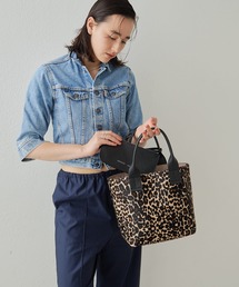IACUCCI（イアクッチ）の「オペラ S CAVALLINO/CERVO（トートバッグ・レディース）」