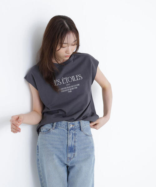 NATURAL BEAUTY BASIC(ナチュラルビューティーベーシック)の「◇フレンチスリーブロゴTシャツ(Tシャツ/カットソー・レディース・ラベンダー/チャコールグレー/オフホワイト・FREE)」の8枚目の写真