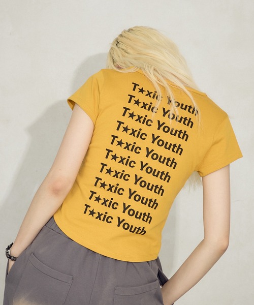 FTW（エフティダブリュー）の「BACK PRINT HENRY TOP（Tシャツ/カットソー・レディース・マスタード/ブラック/オフホワイト・SMALL/MEDIUM）」の3枚目の写真