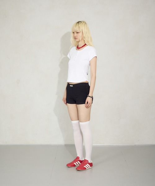 FTW（エフティダブリュー）の「BACK PRINT HENRY TOP（Tシャツ/カットソー・レディース・マスタード/ブラック/オフホワイト・SMALL/MEDIUM）」の19枚目の写真